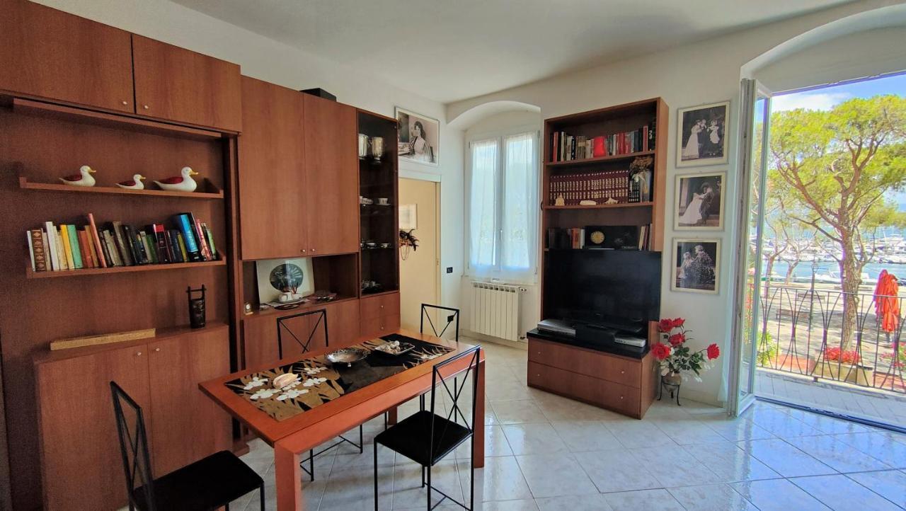 Un Balcone In Pineta Apartment Fezzano  Exterior photo